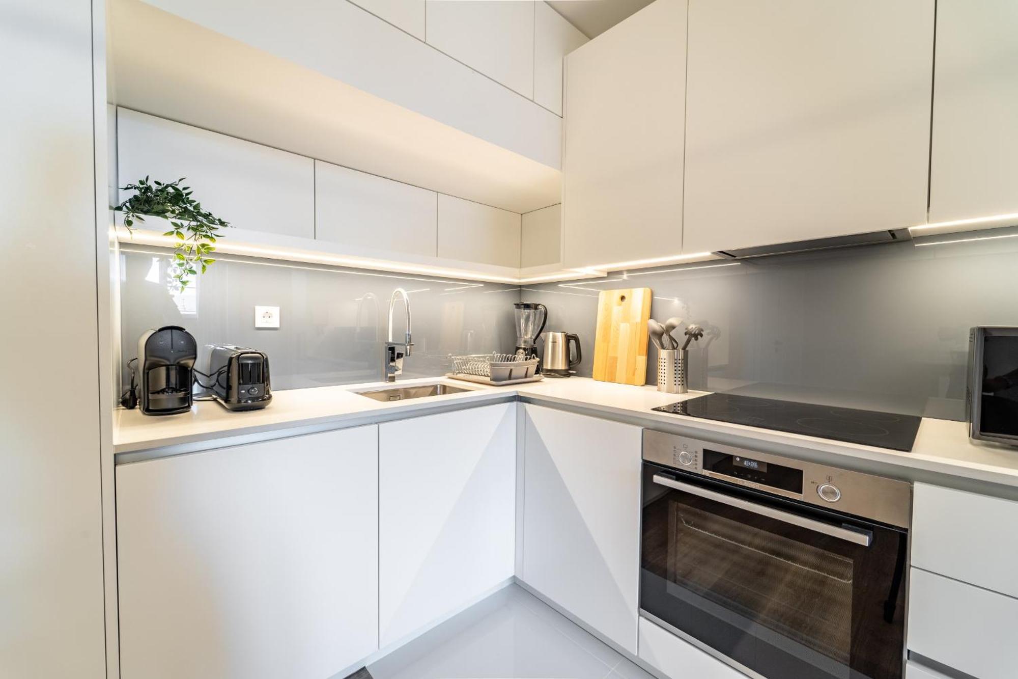 On The Square Flat - City Center By House And People บรากา ภายนอก รูปภาพ